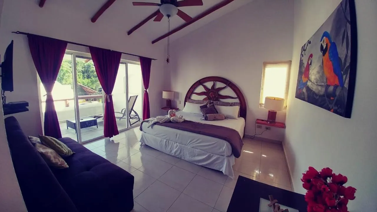 *** Bed & Breakfast La Casa Di Naomi Villa Playa del Carmen Mexico